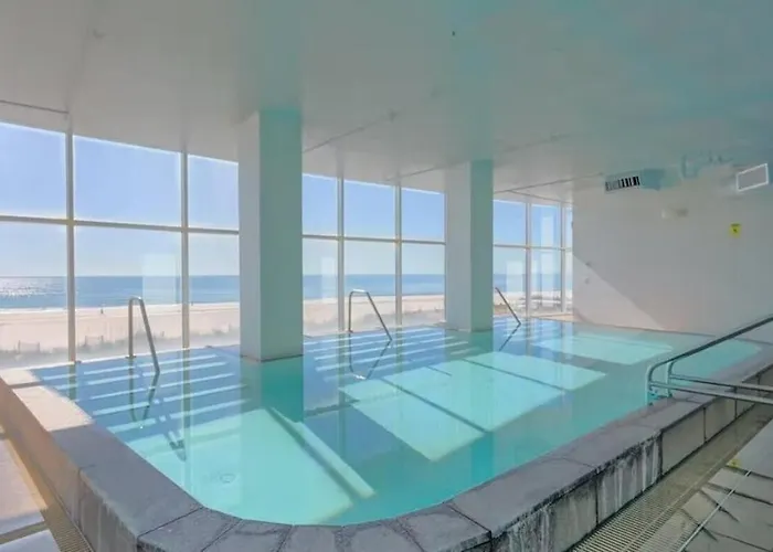Island Tower Unit 1403 Holiday home *