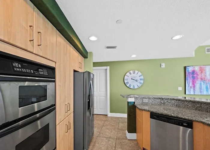 Island Tower Unit 1403 Holiday home