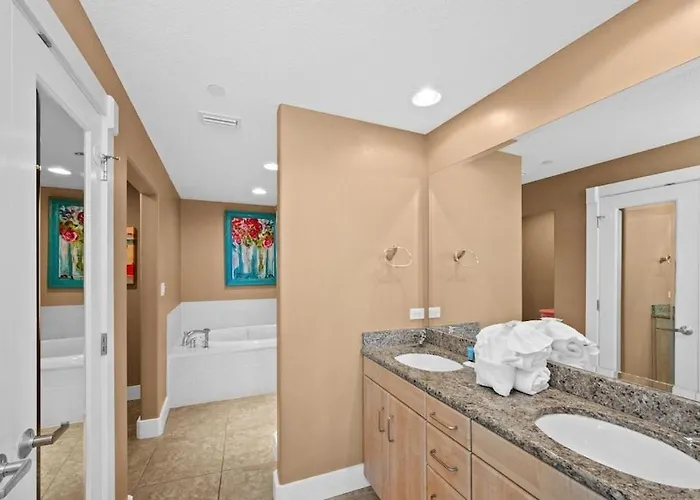 Holiday home Island Tower Unit 1403
